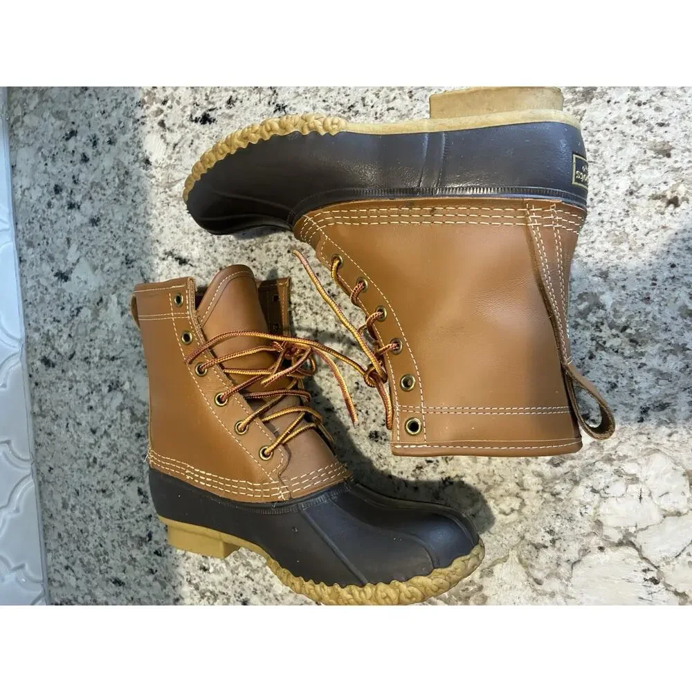 VTG L.L. Bean Boots Gore-Tex Thinsulate Lined Duck Boots 6